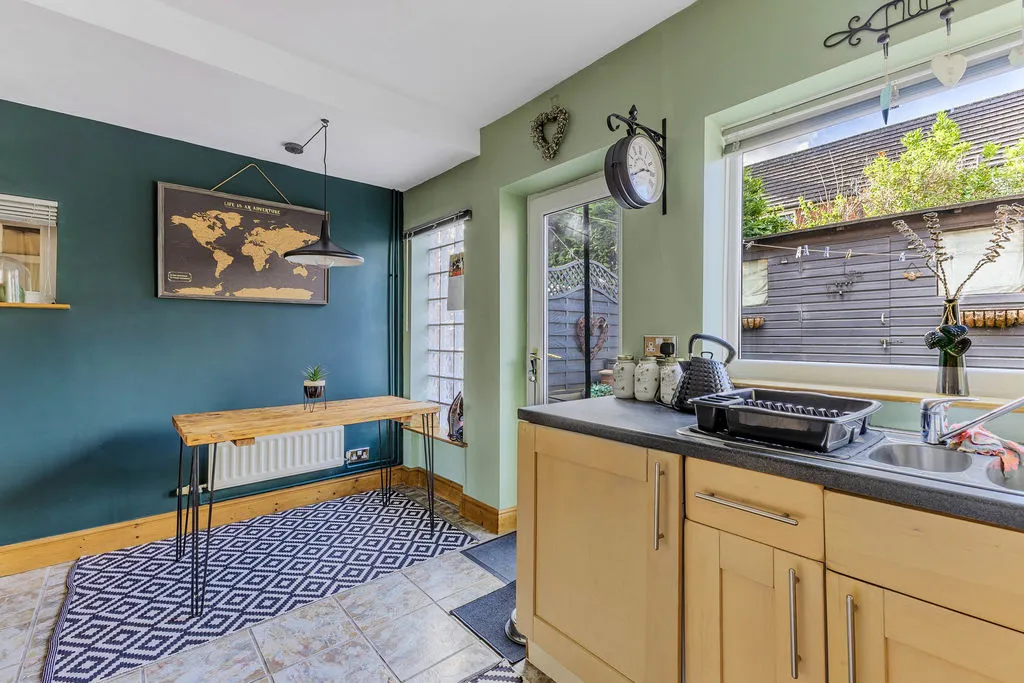 Whalley Avenue, Littleborough, OL15, photo 5