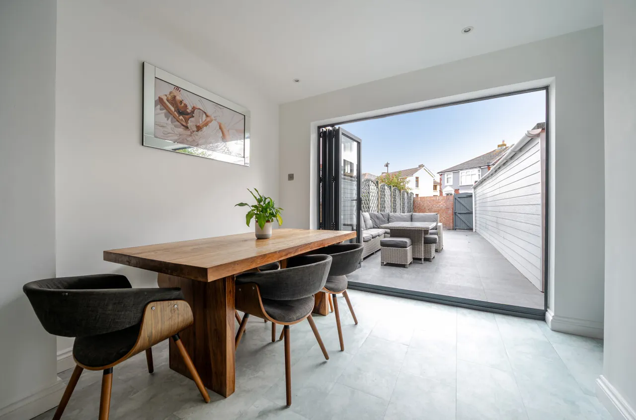 Northern Parade, Portsmouth, PO2, photo 6