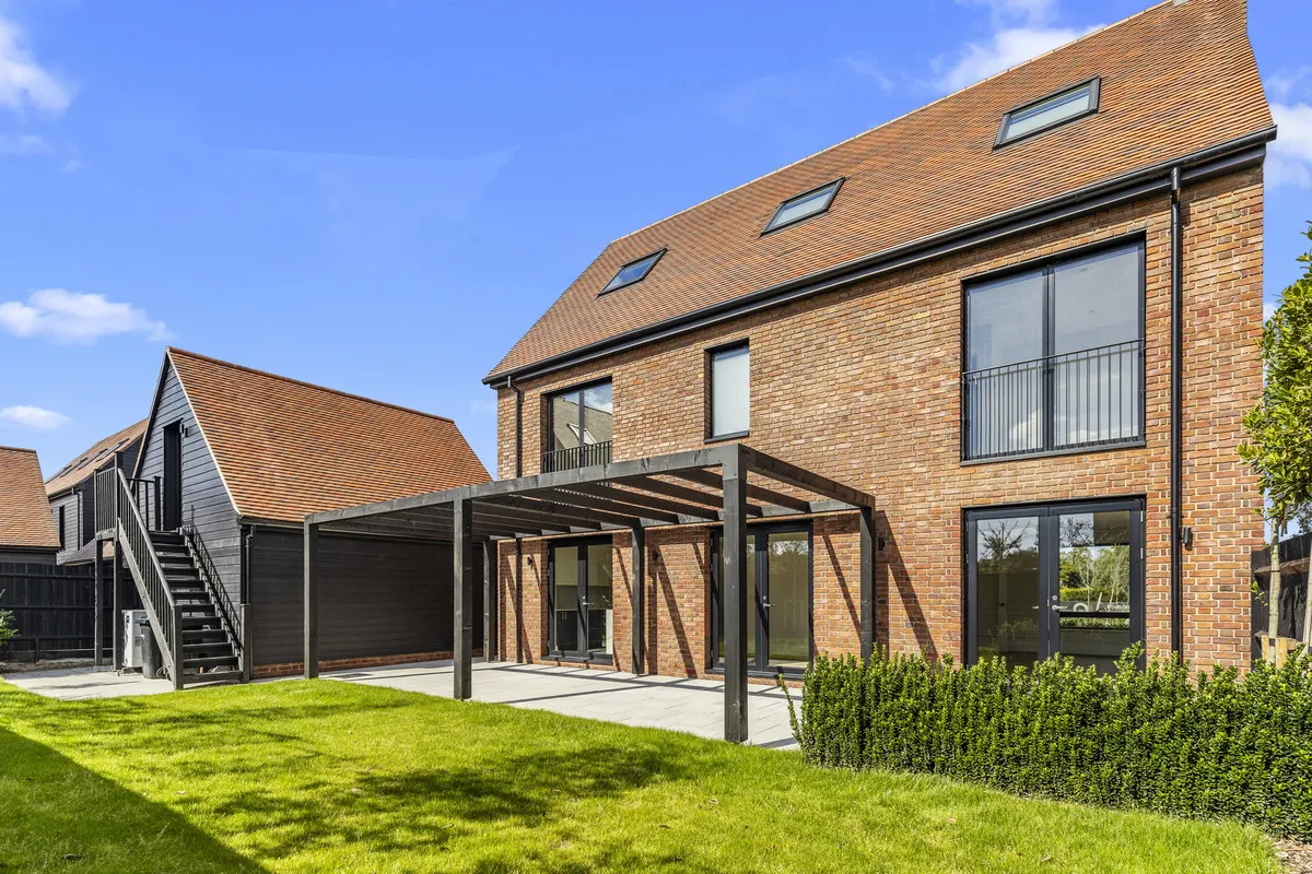 Horsham Road, Alfold, GU6, photo 10