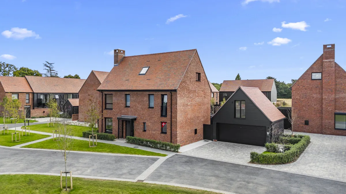 Horsham Road, Alfold, GU6, photo 4