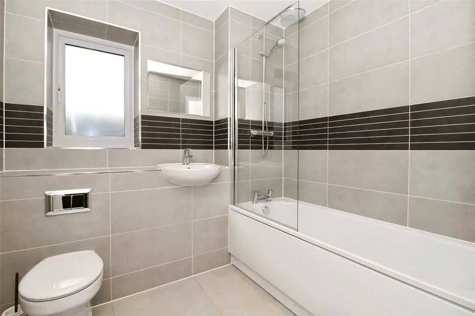 Castleridge Drive, Greenhithe, Kent, DA9, photo 4