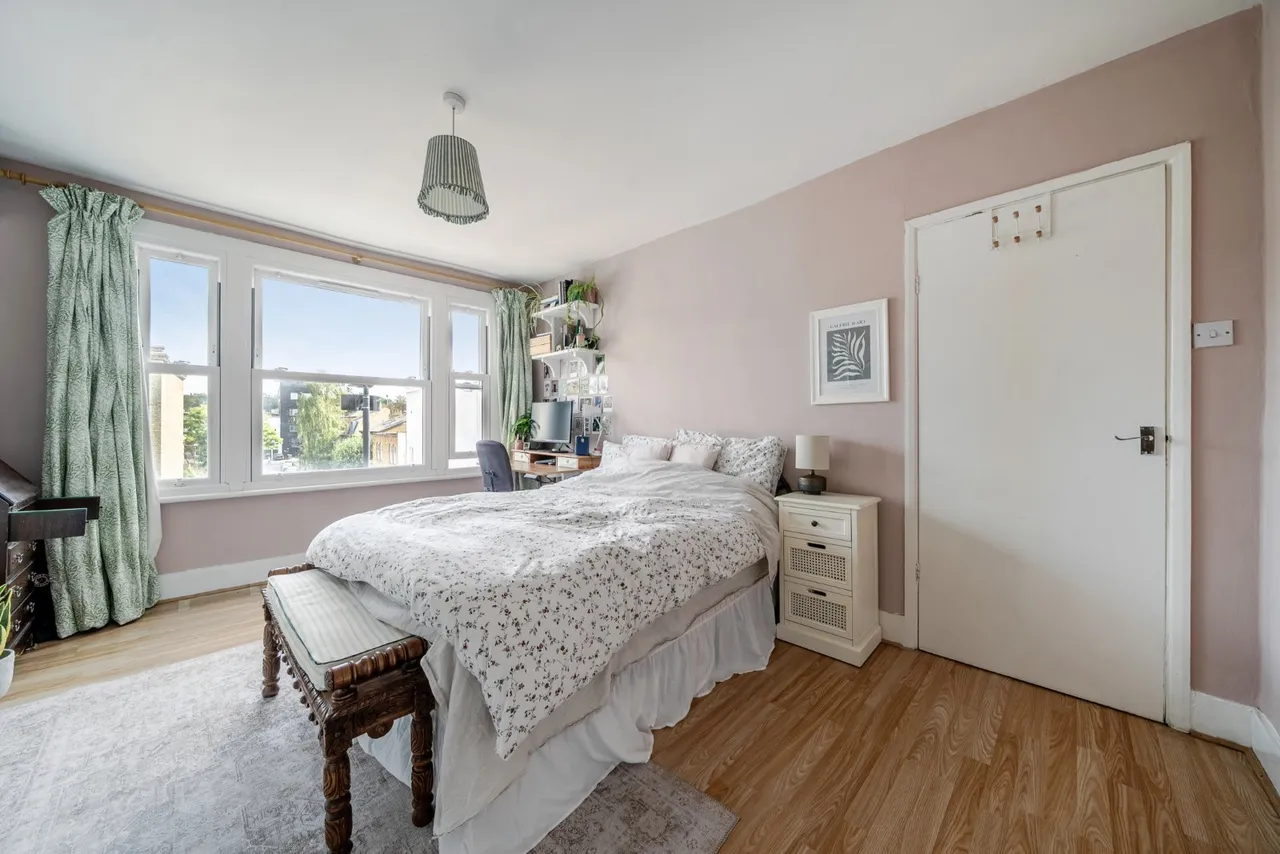 Coldharbour Lane, Camberwell, SE5, photo 4