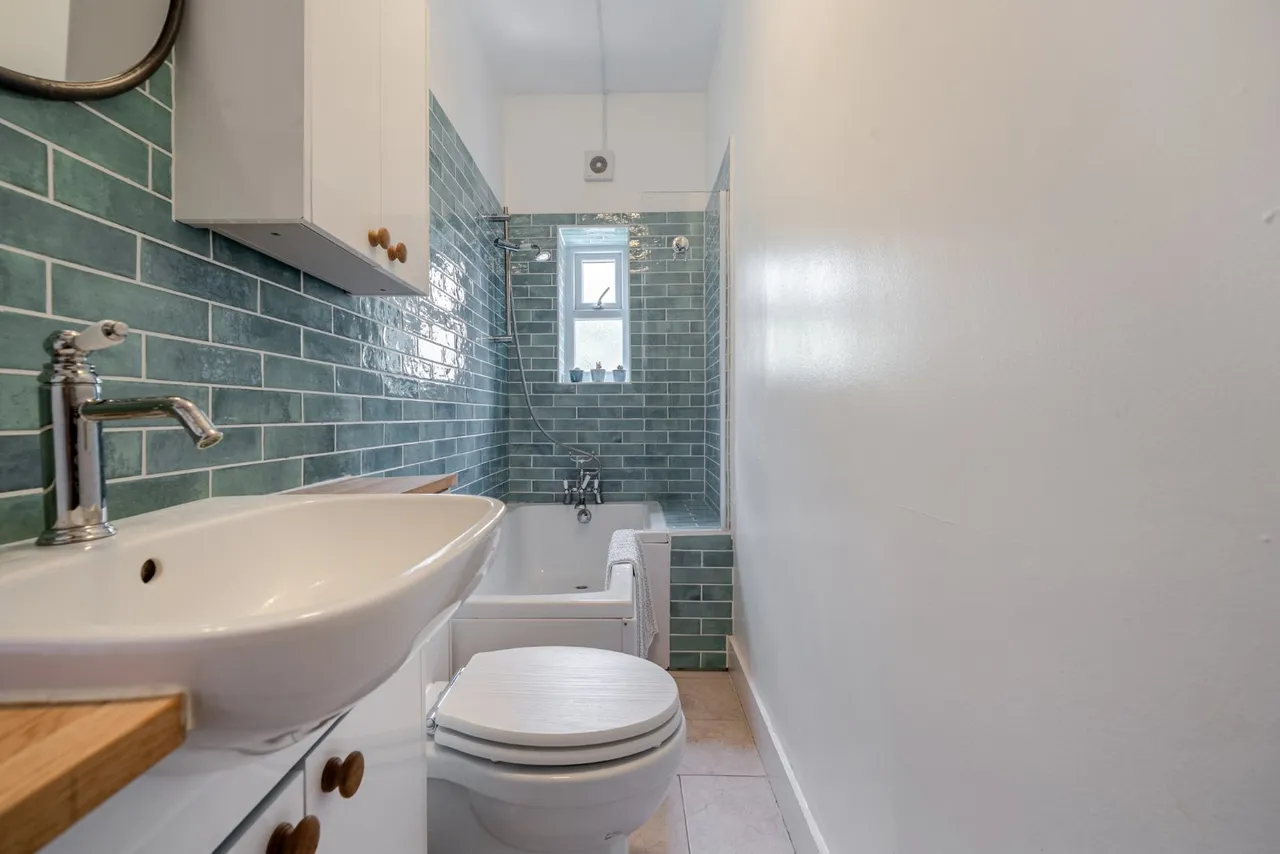 Coldharbour Lane, Camberwell, SE5, photo 7