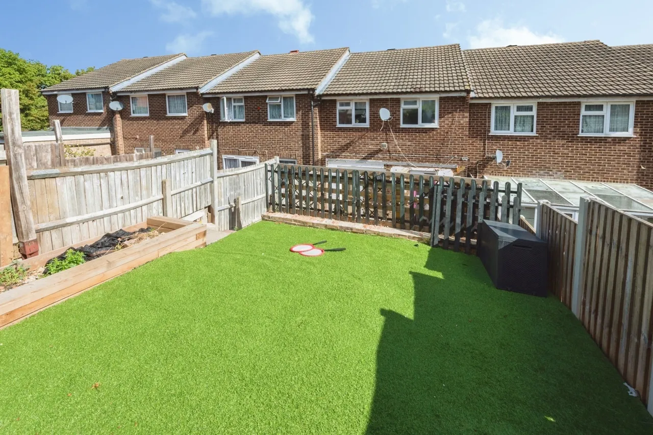Caxton Close, Longfield, DA3, photo 5