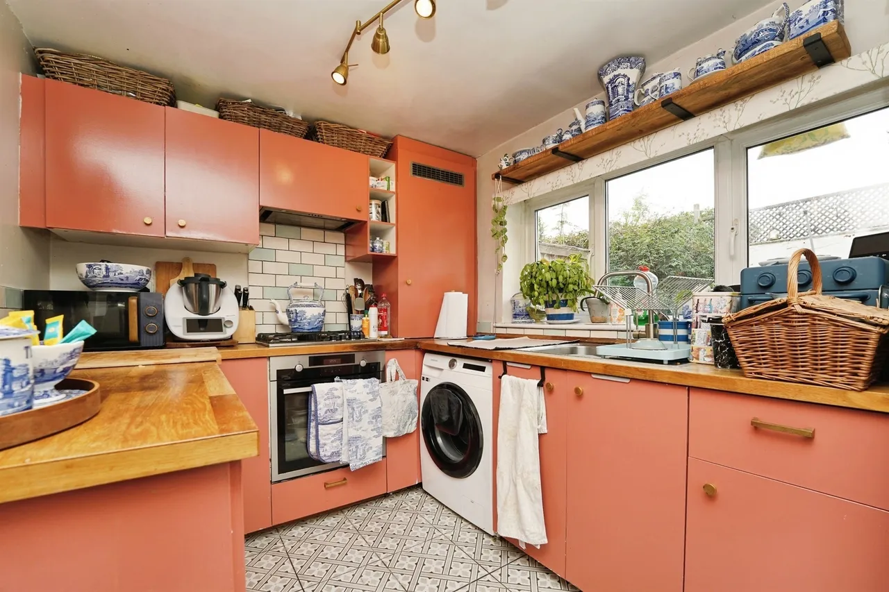North Street, Calne, SN11, photo 8