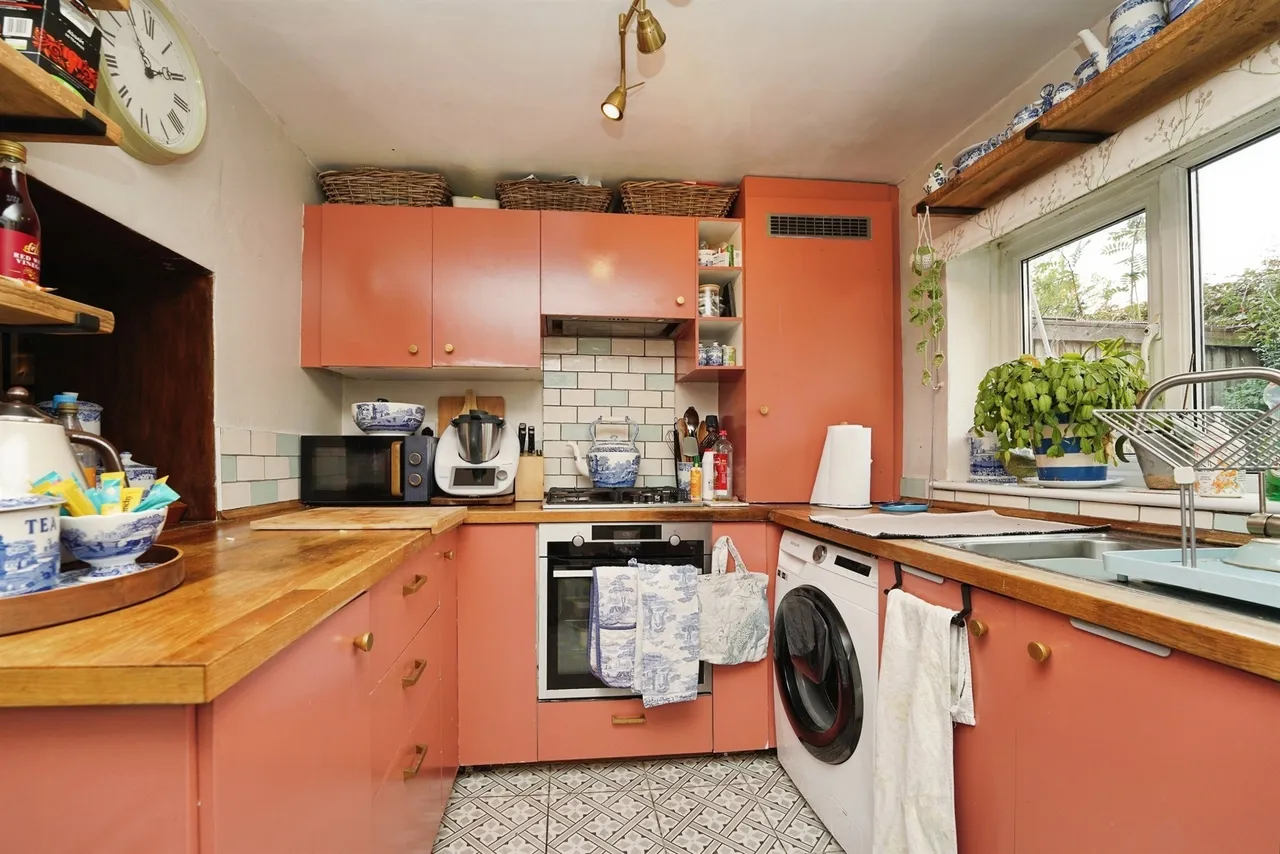North Street, Calne, SN11, photo 7