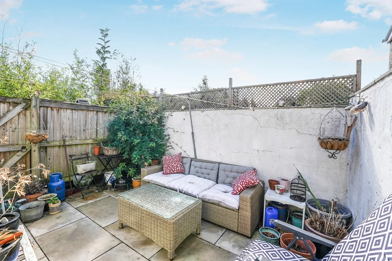 North Street, Calne, SN11, photo 14