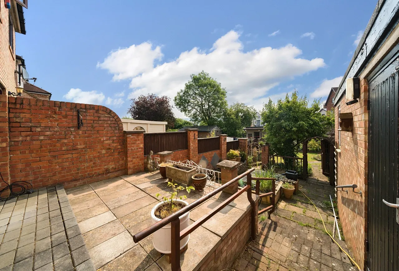 Cleevemount Road, Cheltenham, GL52 3HD, photo 11
