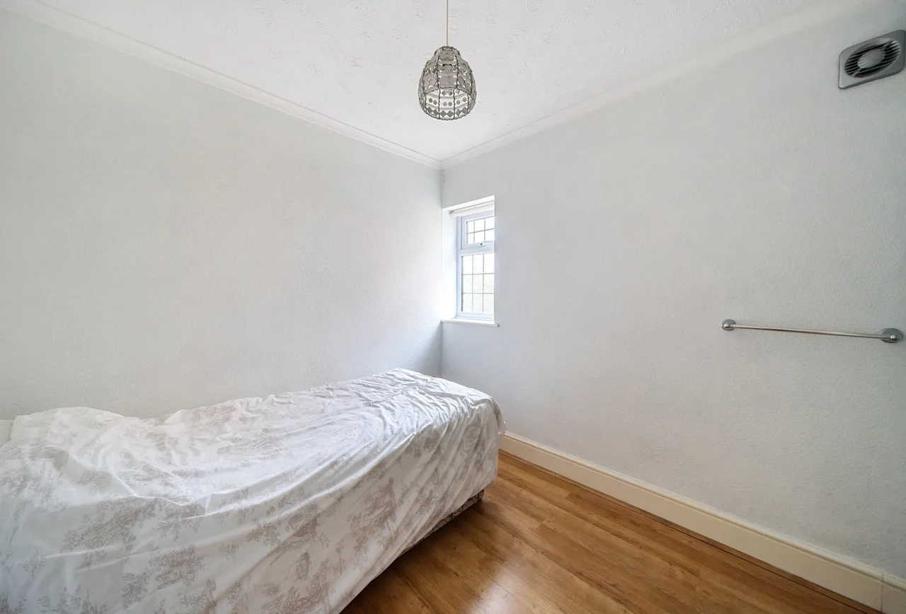 Cleevemount Road, Cheltenham, GL52 3HD, photo 16