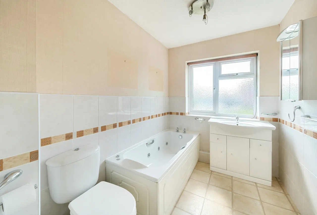 Cleevemount Road, Cheltenham, GL52 3HD, photo 6