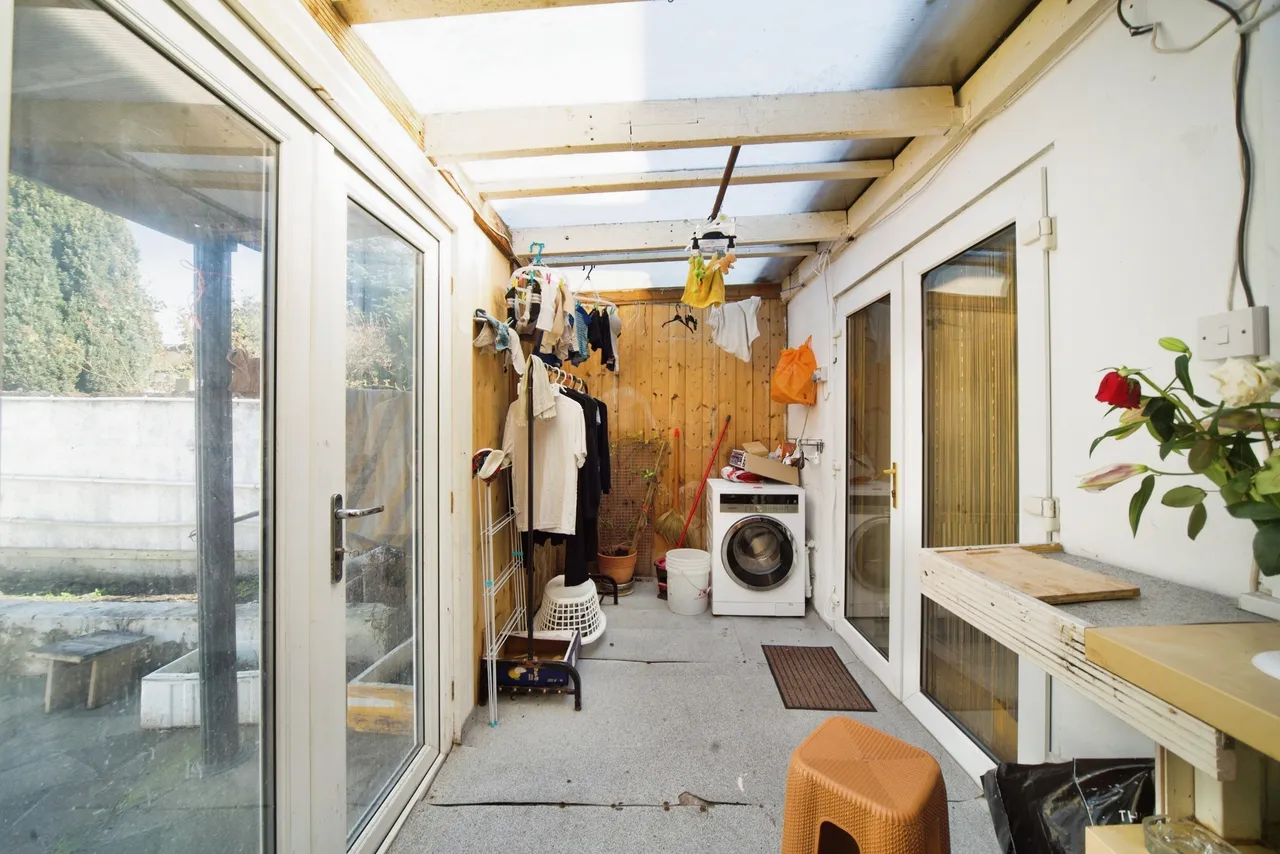 Yorkshire Gardens, London, N18, photo 11