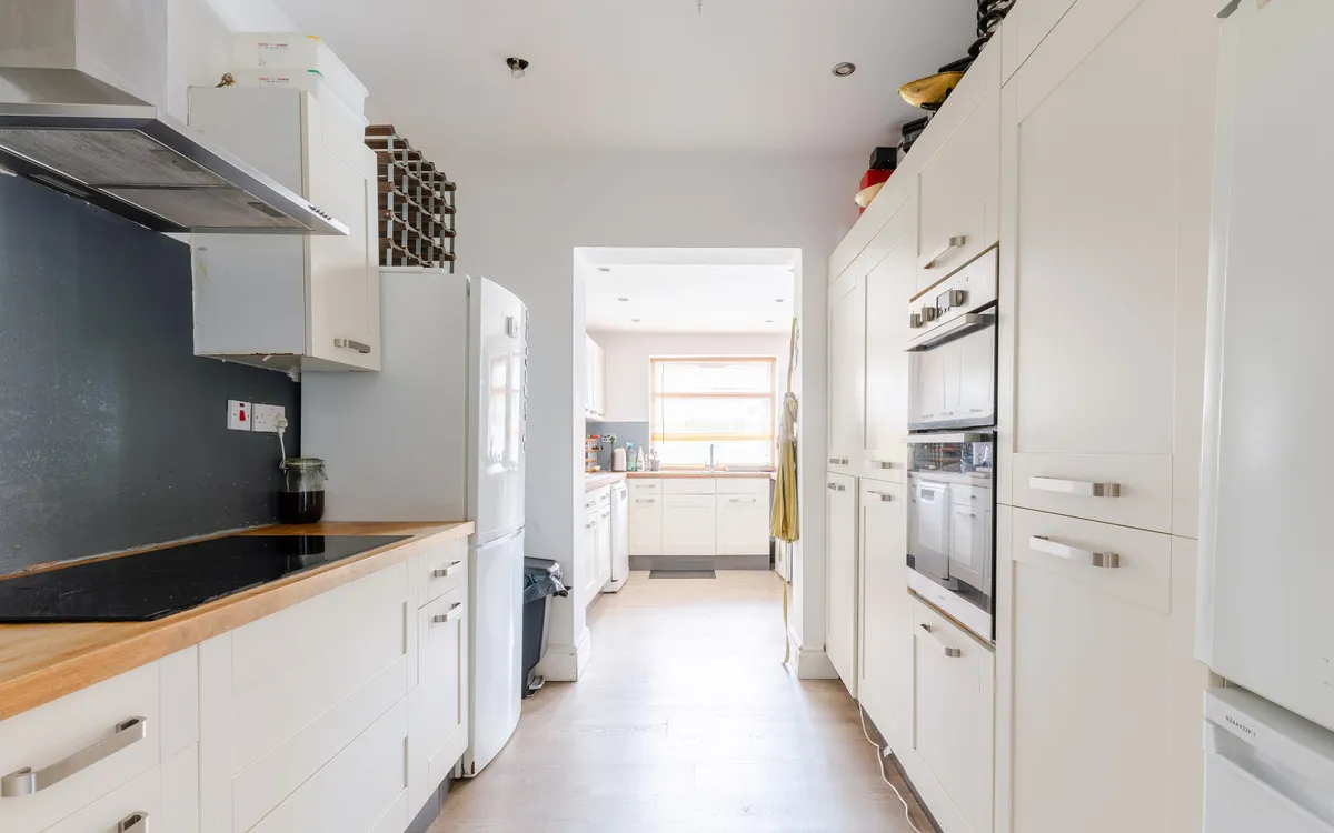 Avonmouth Road, Avonmouth, BS11, photo 4