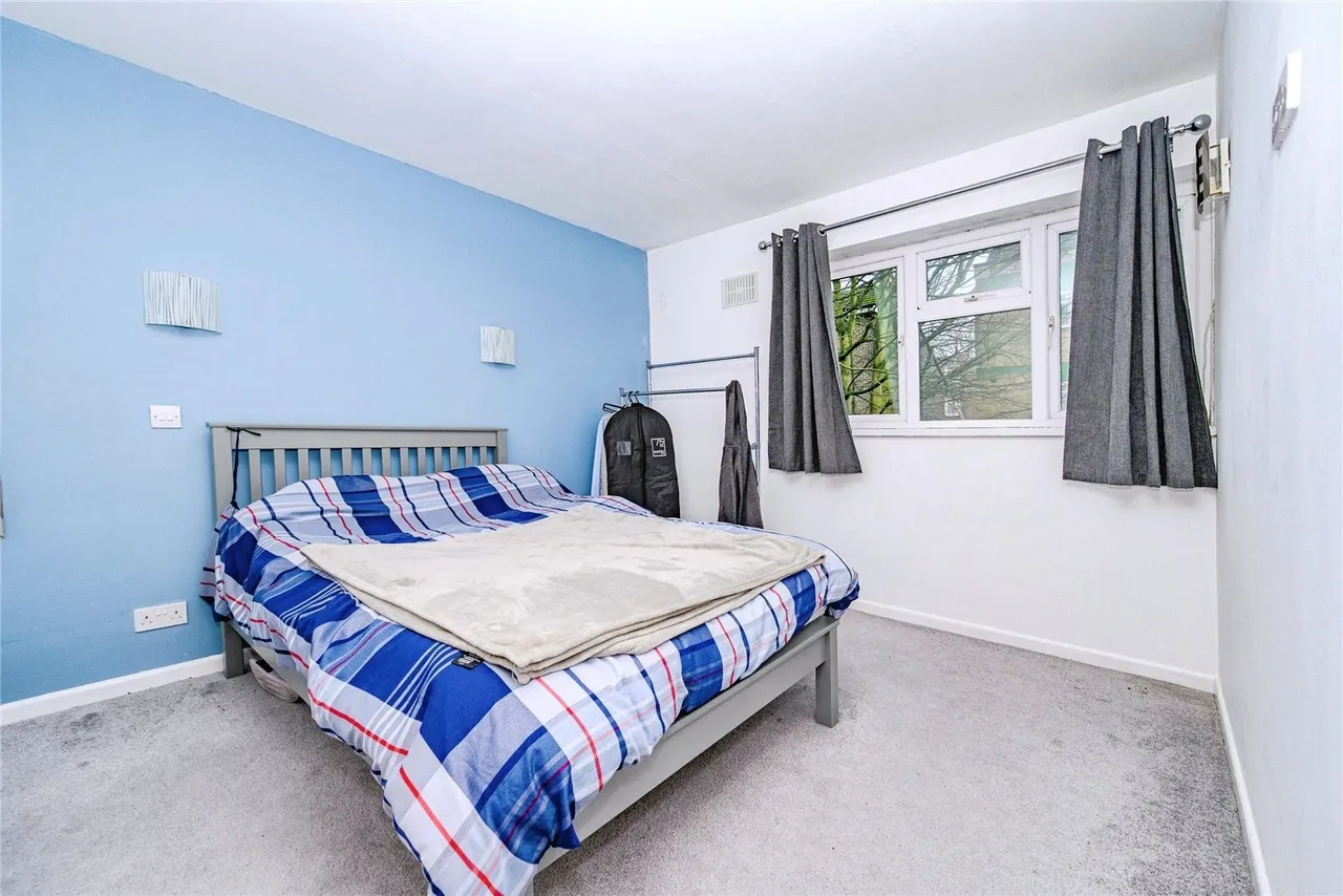 Brook Street, Luton, Bedfordshire, LU3, photo 6