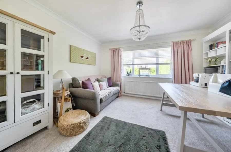 Kempshott Lane, Basingstoke, RG22, photo 8