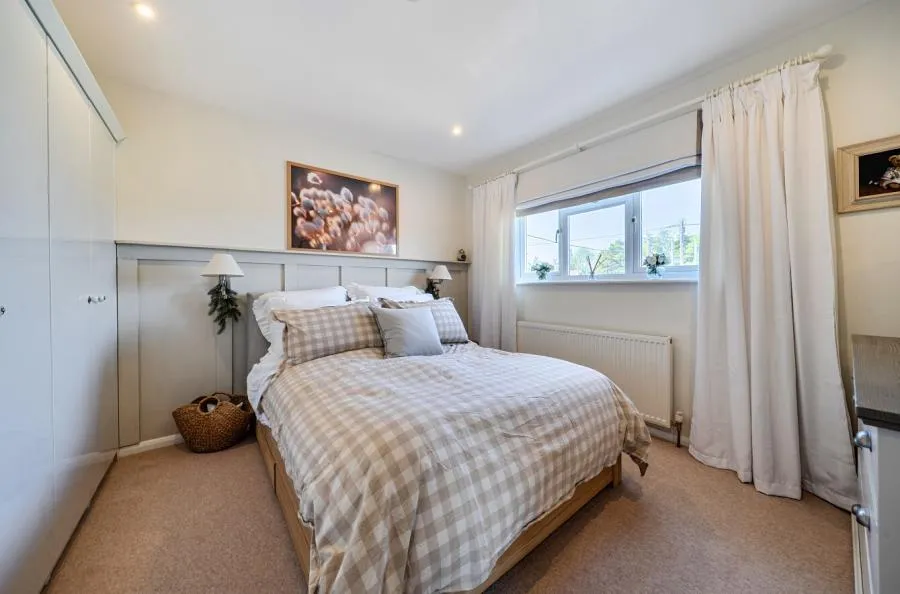 Kempshott Lane, Basingstoke, RG22, photo 15