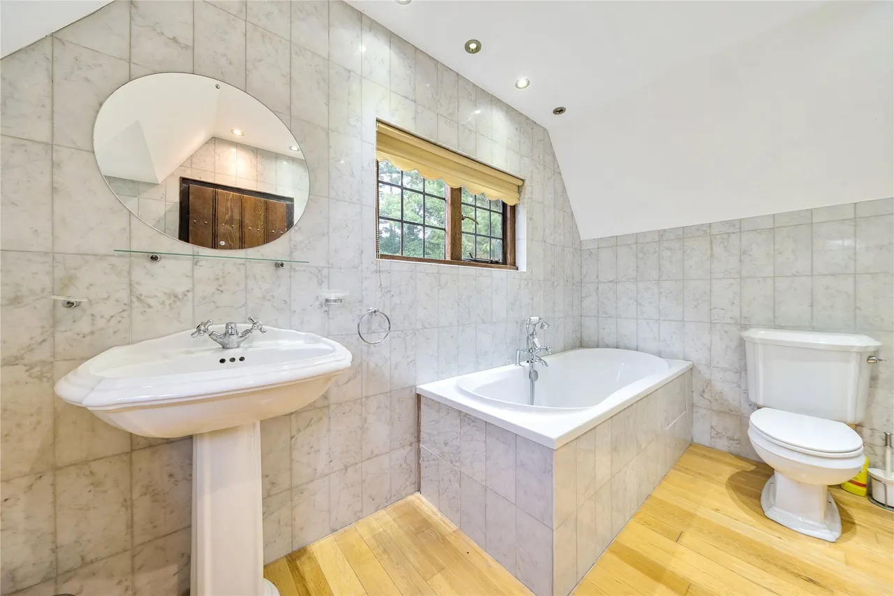 Longdon Wood, Keston, BR2, photo 19