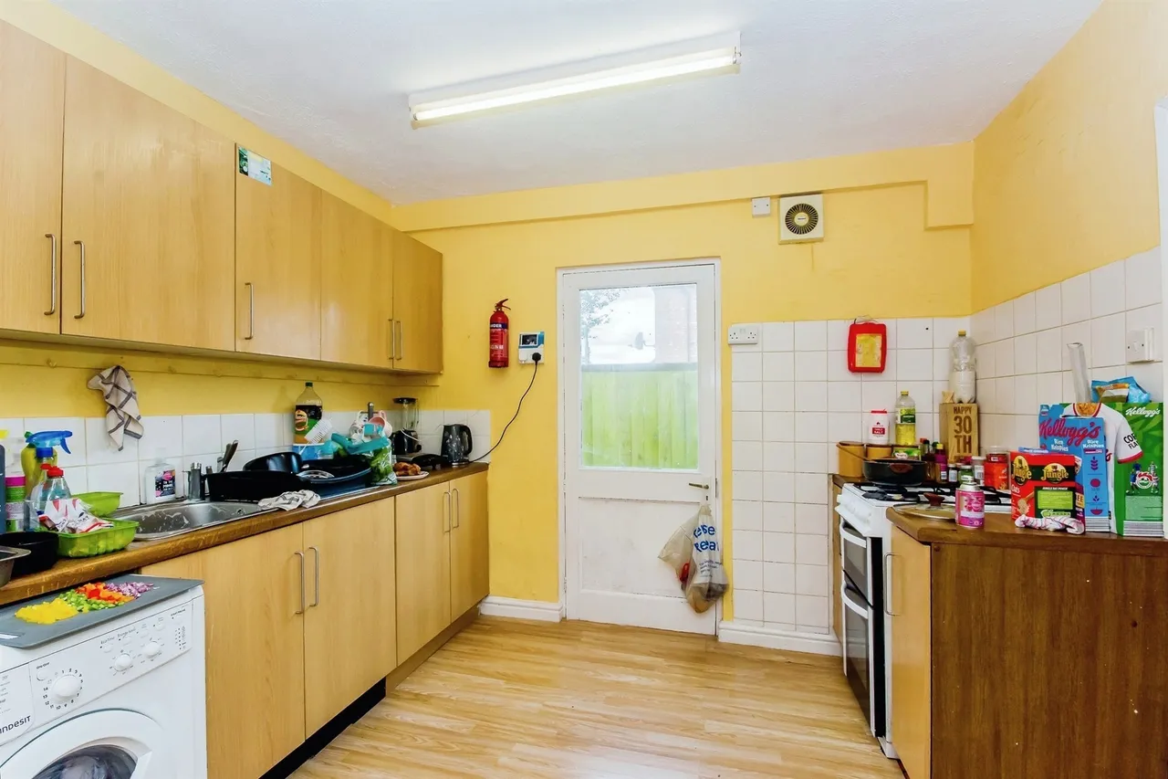 Oakroyd Crescent, Wisbech, photo 2