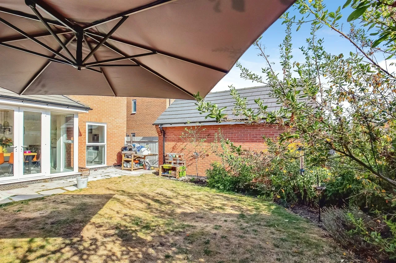 Ruby Close, Wellingborough, NN9, photo 11
