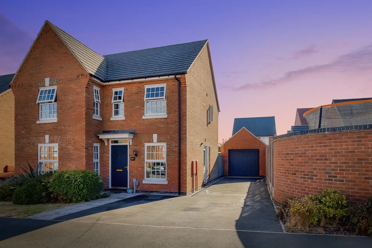 Ruby Close, Wellingborough, NN9, photo 24