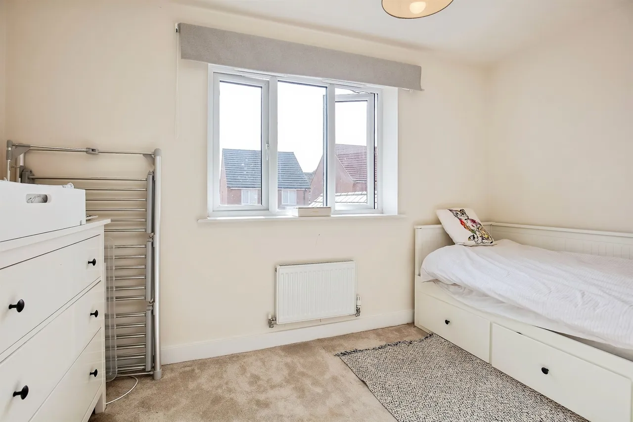 Ruby Close, Wellingborough, NN9, photo 20