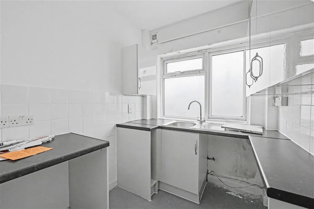 Northolt Road, Harrow, HA2, photo 5