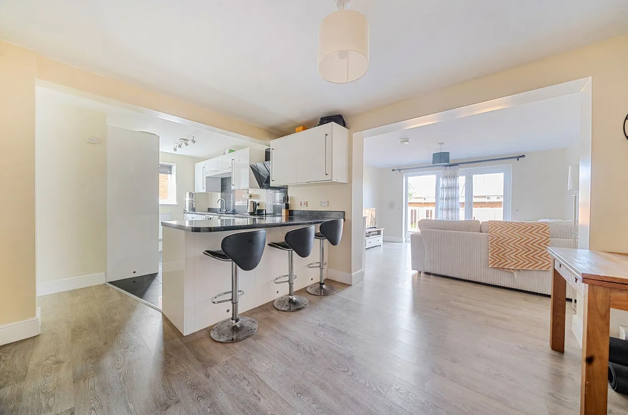 Cardew Road, Liss, GU33, photo 3