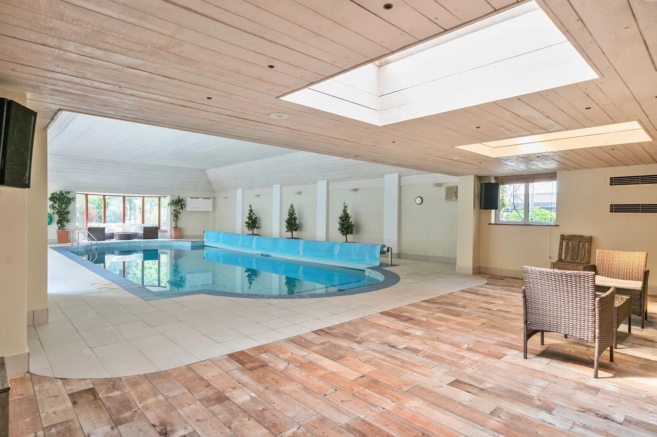 The Glade, Kingswood, KT20, photo 21