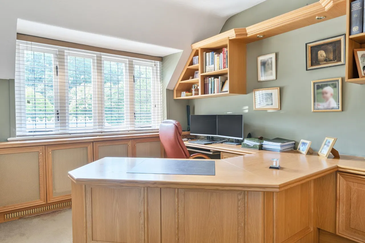 The Glade, Kingswood, KT20, photo 30