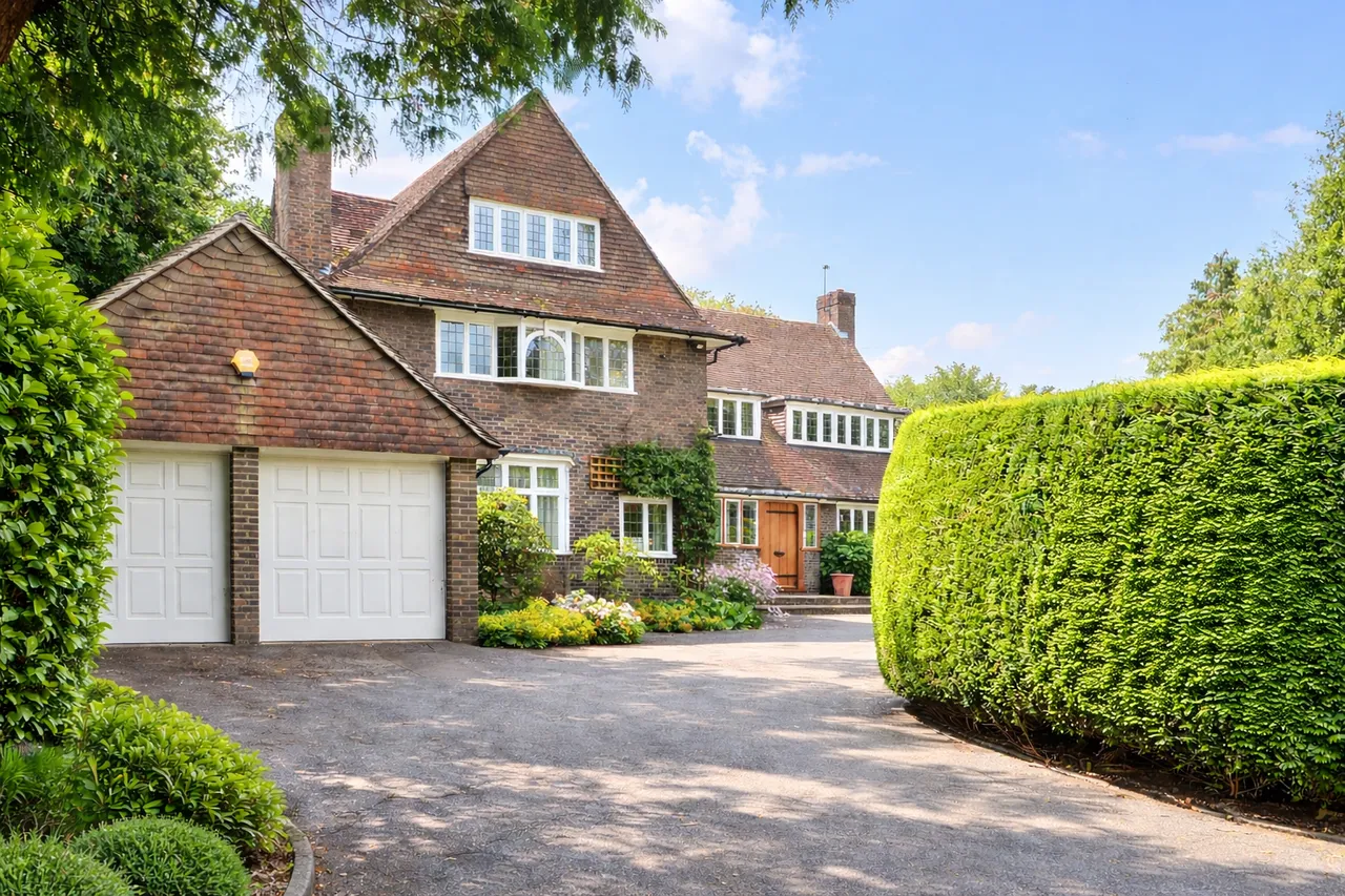 The Glade, Kingswood, KT20, photo 38