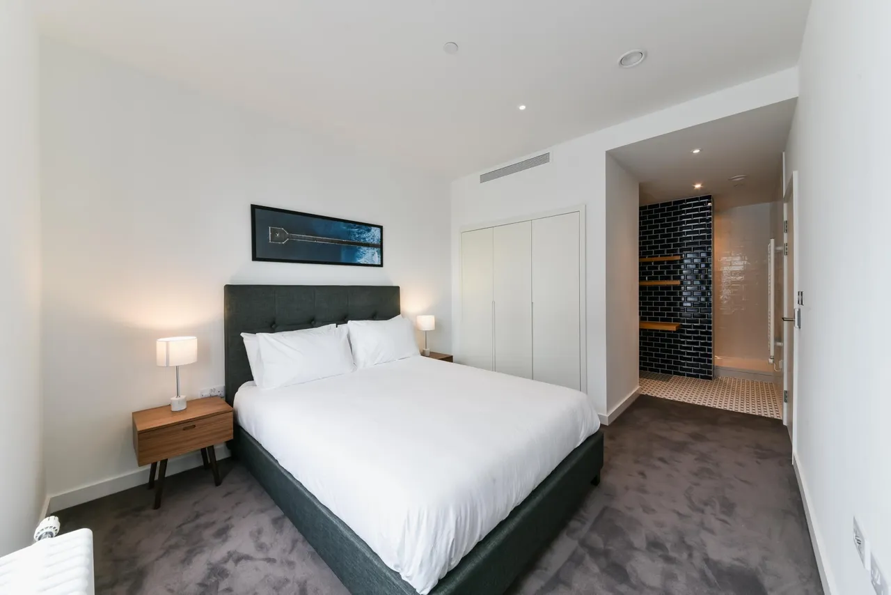 Serapis House, Goodluck Hope, E14, photo 6