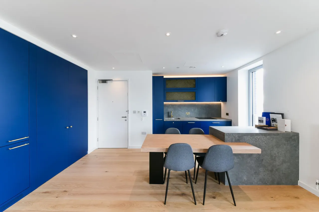 Serapis House, Goodluck Hope, E14, photo 3