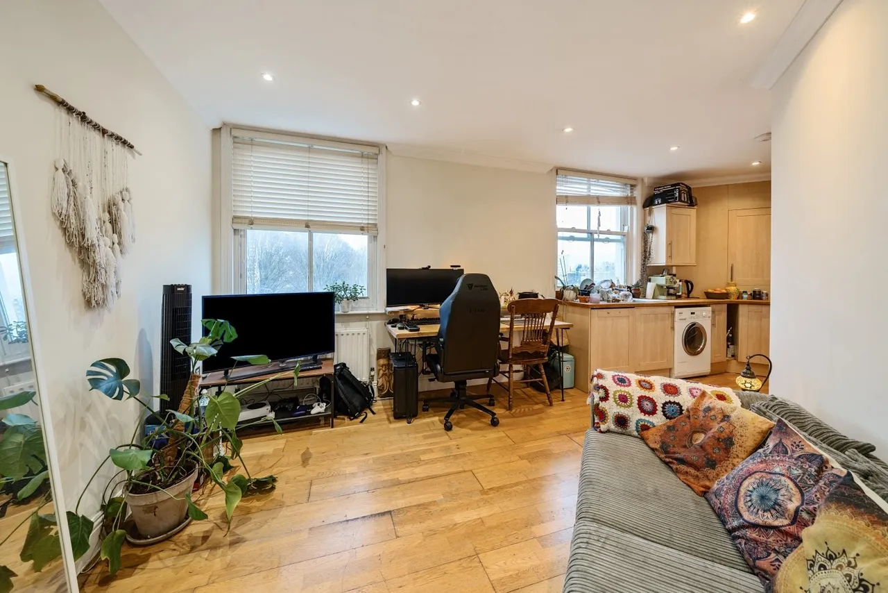 2 Belinda Court, Brixton, SW9, photo 7