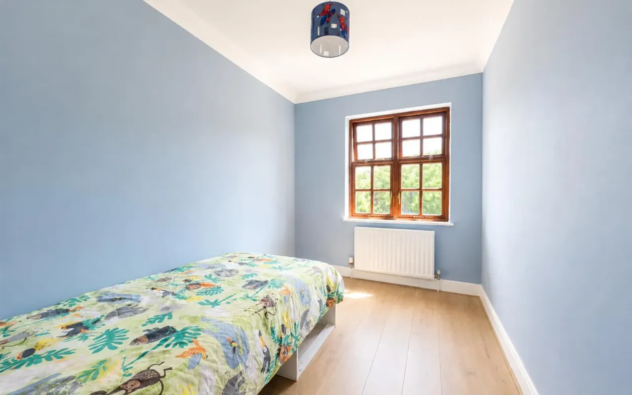 Hedge Lane, Palmers Green, N13, photo 17