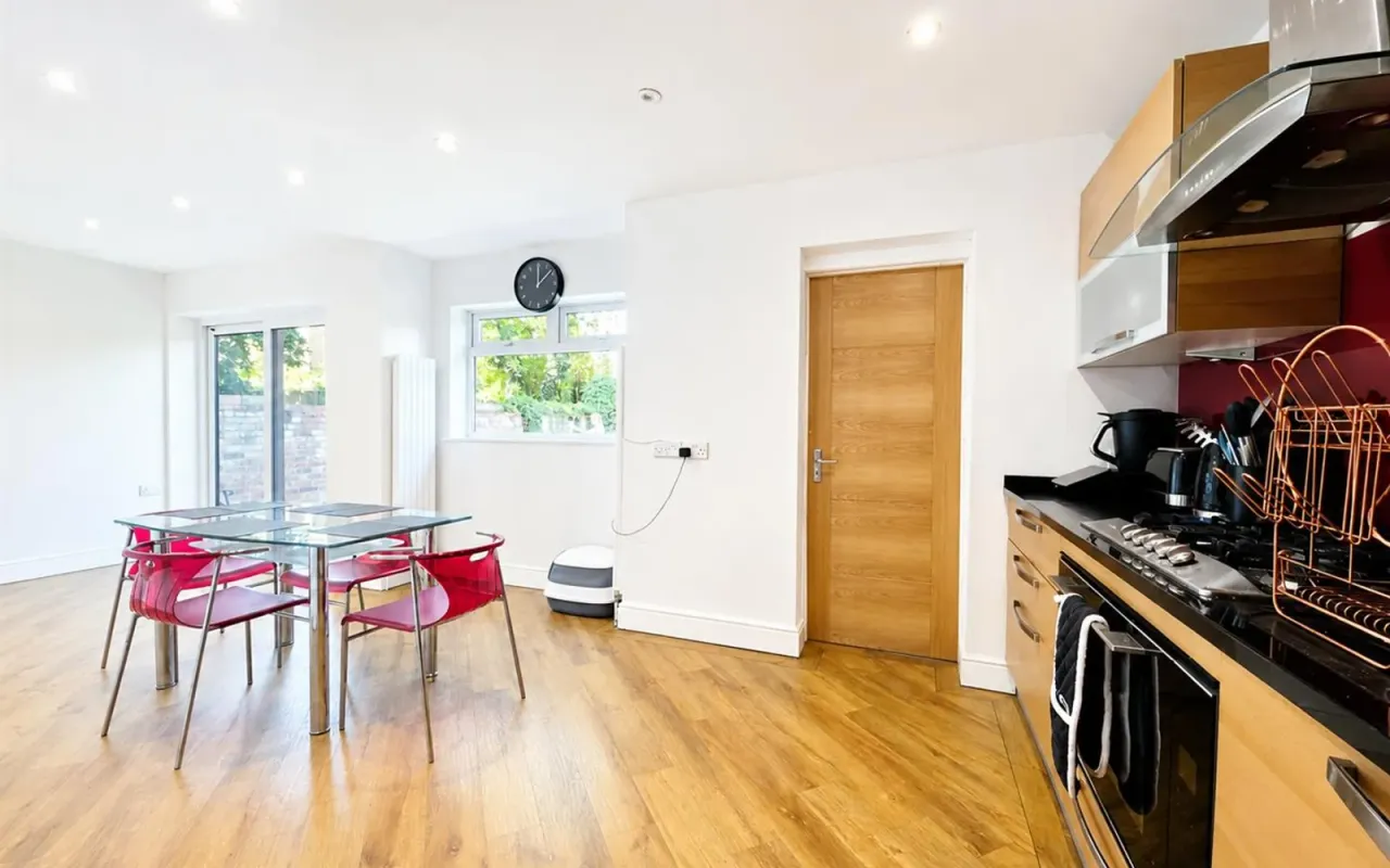 Hedge Lane, Palmers Green, N13, photo 9