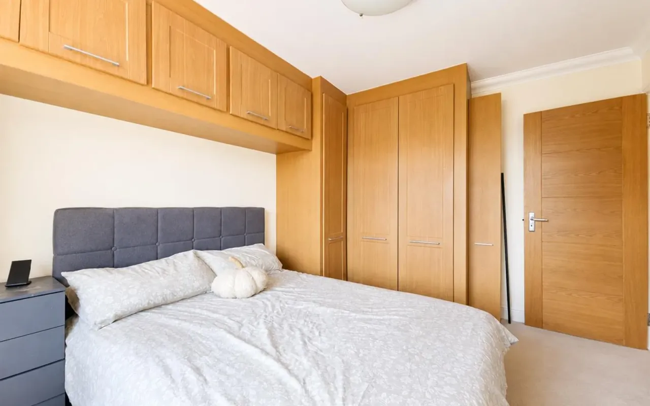 Hedge Lane, Palmers Green, N13, photo 14