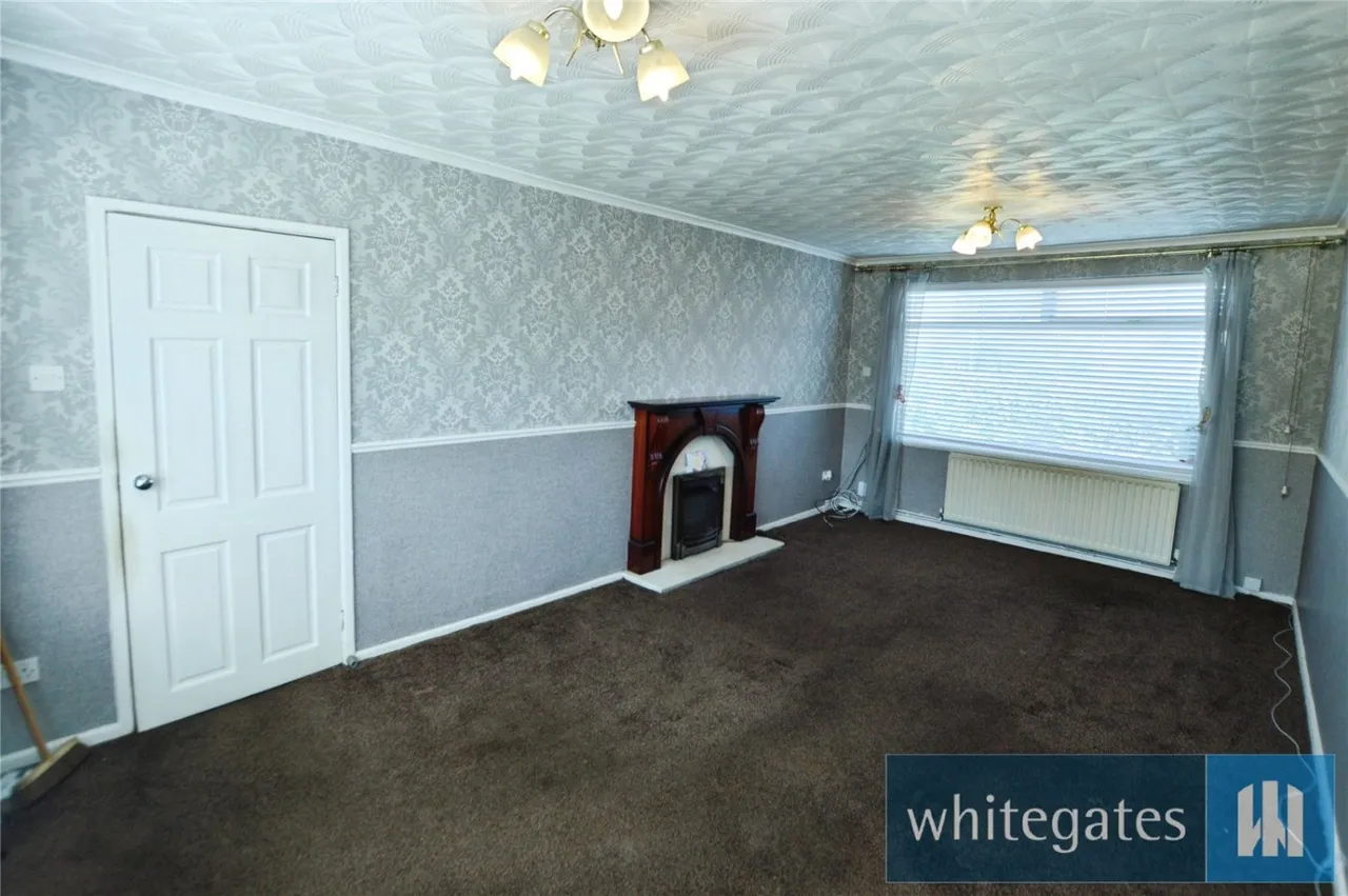 Belle Isle Road, Leeds, LS10, photo 2