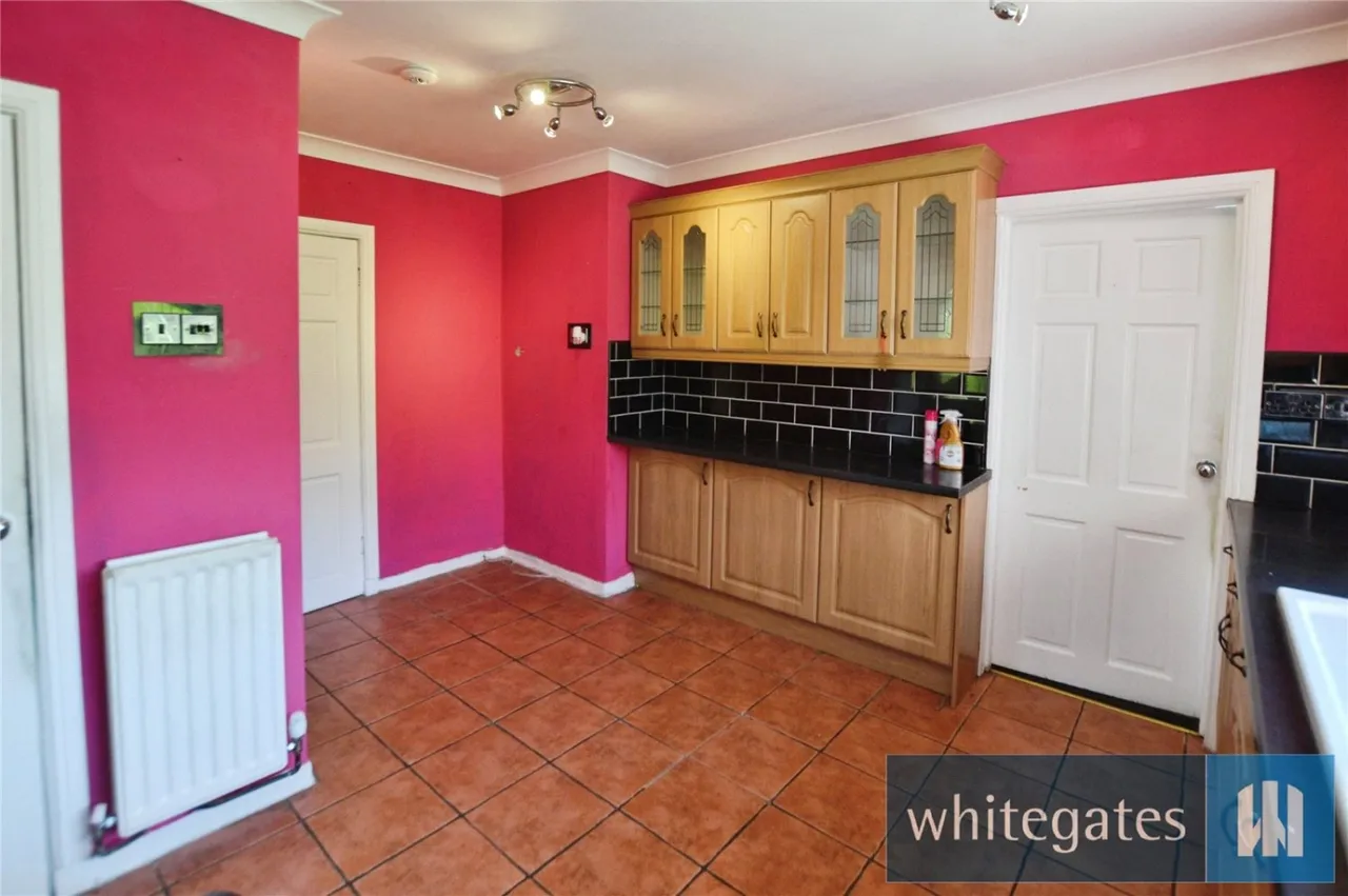Belle Isle Road, Leeds, LS10, photo 5