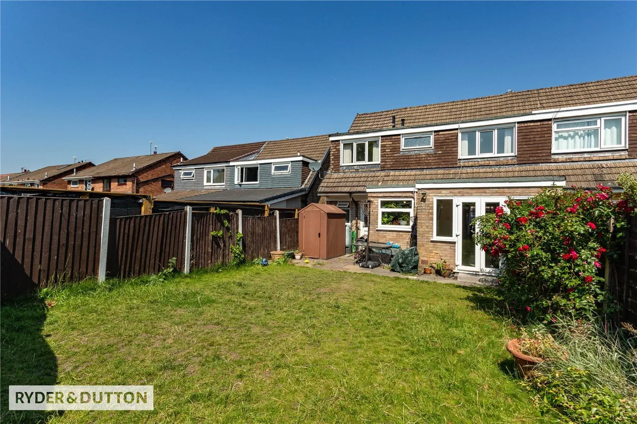 Boarshaw Crescent, Middleton, M24, photo 3