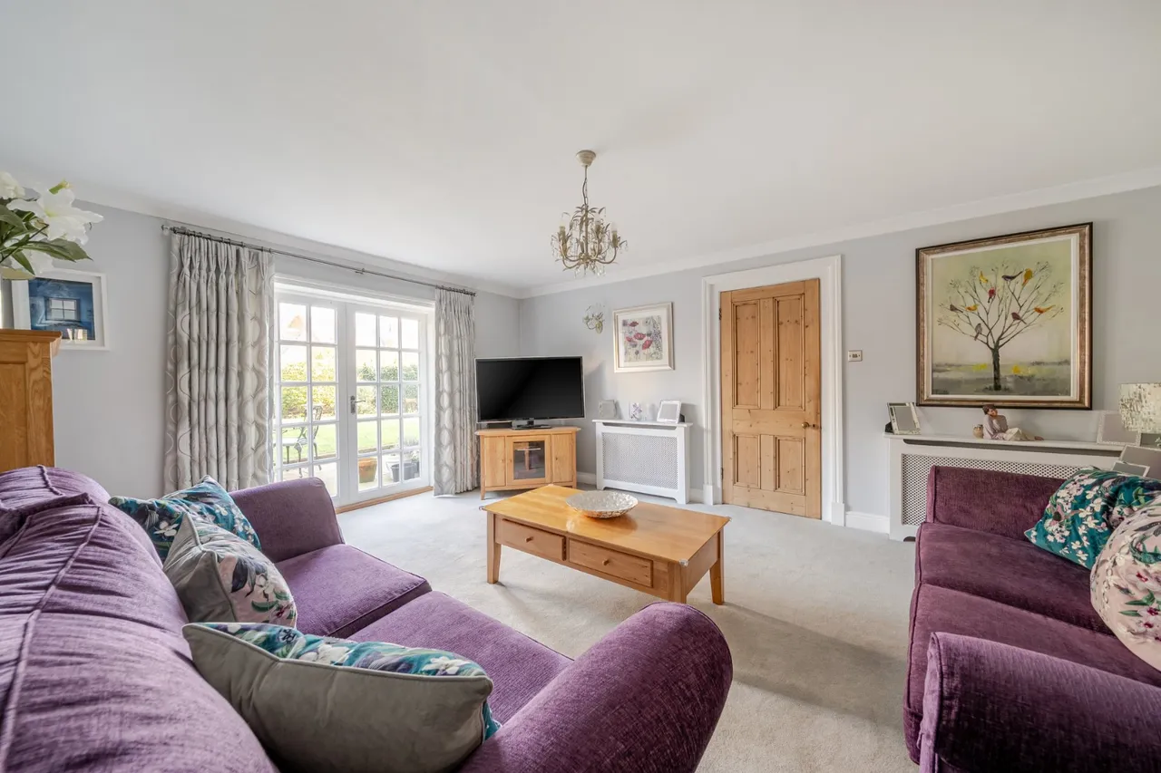 Manor Road, Walton On Thames, KT12, photo 23