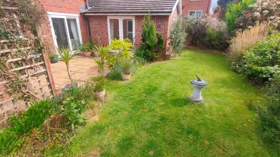 Hawthorn Road, Marford, Wrexham, LL12, photo 6
