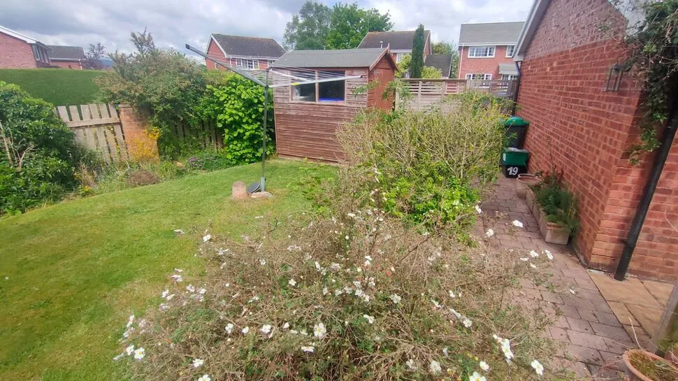 Hawthorn Road, Marford, Wrexham, LL12, photo 5