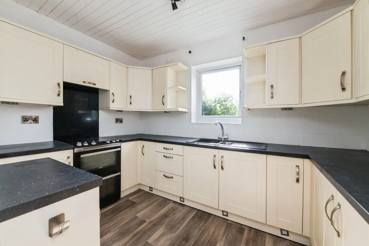 Lyme Street, Axminster, EX13, photo 9