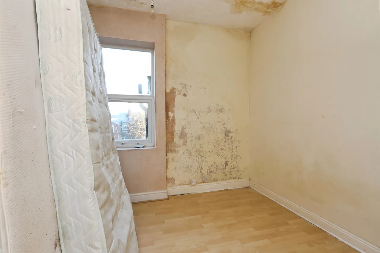 St. Johns Road, Balby, DN4, photo 8