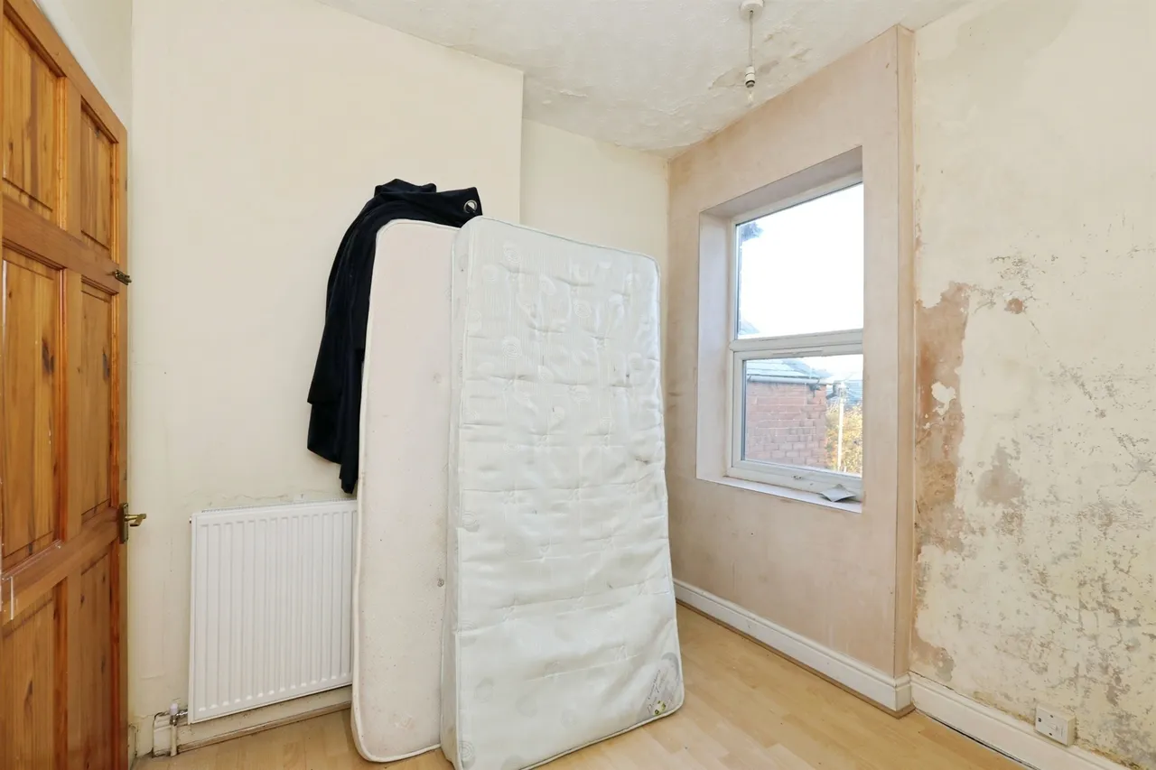 St. Johns Road, Balby, DN4, photo 9