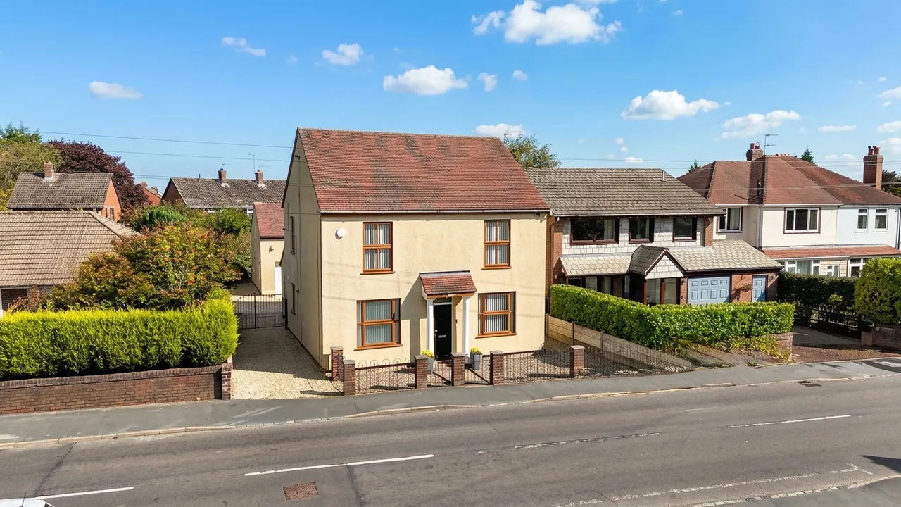 4 bed house for sale, Hilderstone Road, Stoke-On-Trent, ST3