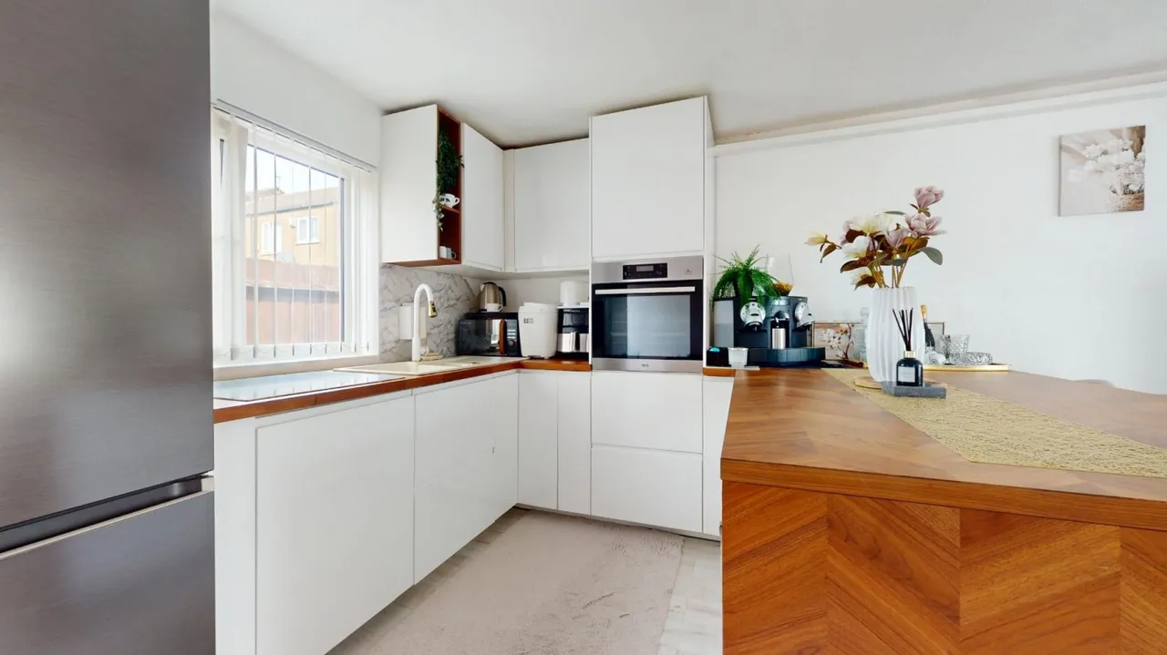 Apsledene, Gravesend, DA12, photo 4