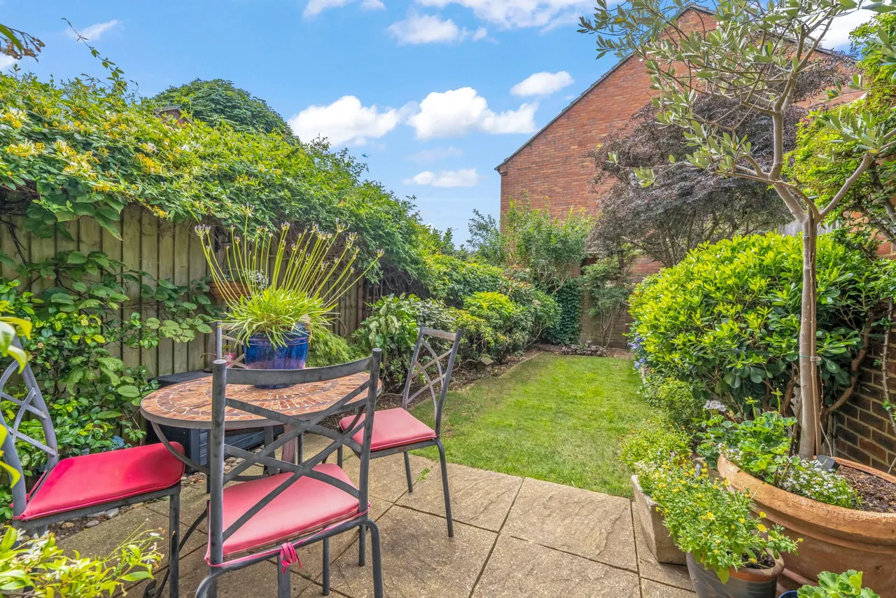 Park Crescent, Twickenham, TW2, photo 16
