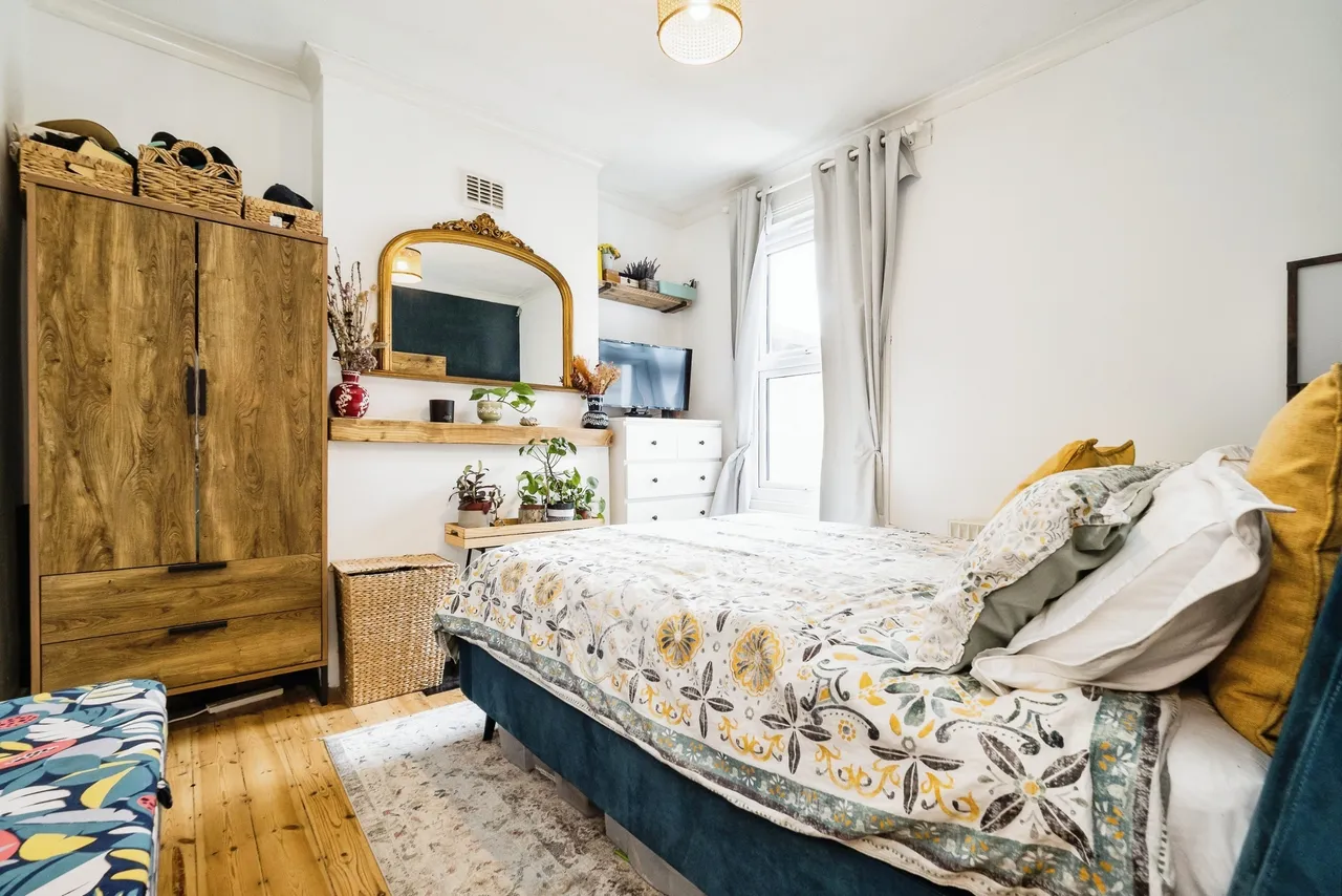 Caulfield Road, East Ham, London, E6, photo 7