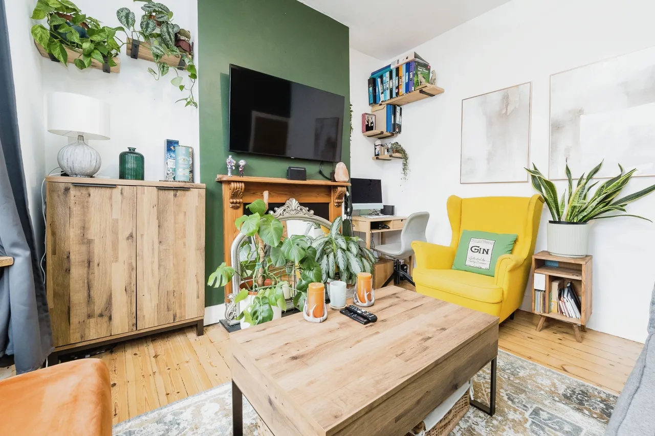 Caulfield Road, East Ham, London, E6, photo 6