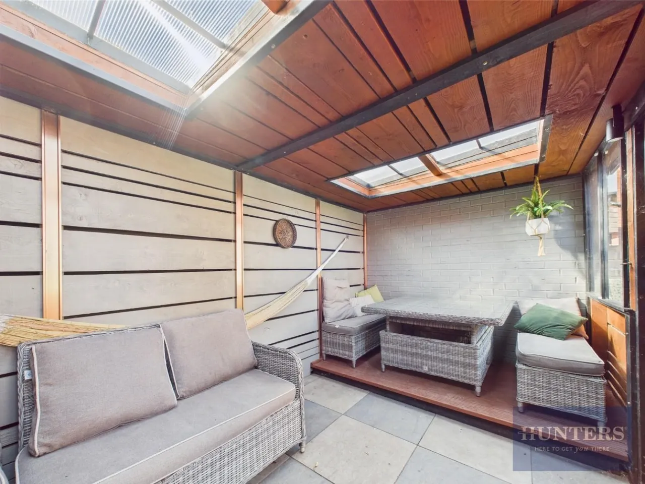 Sapphire Road, Bishops Cleeve, GL52, photo 3